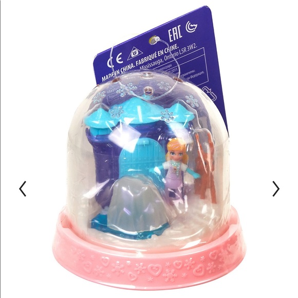 NWT✨ Polly Pocket Holiday Snow Globe Reindeer Castle Scene Ornament Playset - Picture 1 of 4